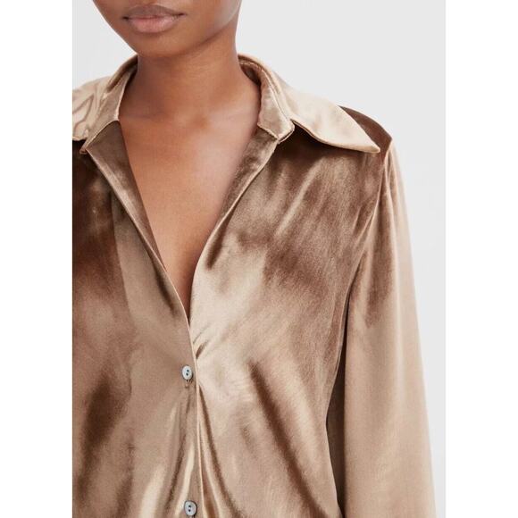 Vince Tops - VINCE Top Womens XS Shiny Silk Velvet Shirt Button Front Long Sleeve Gold